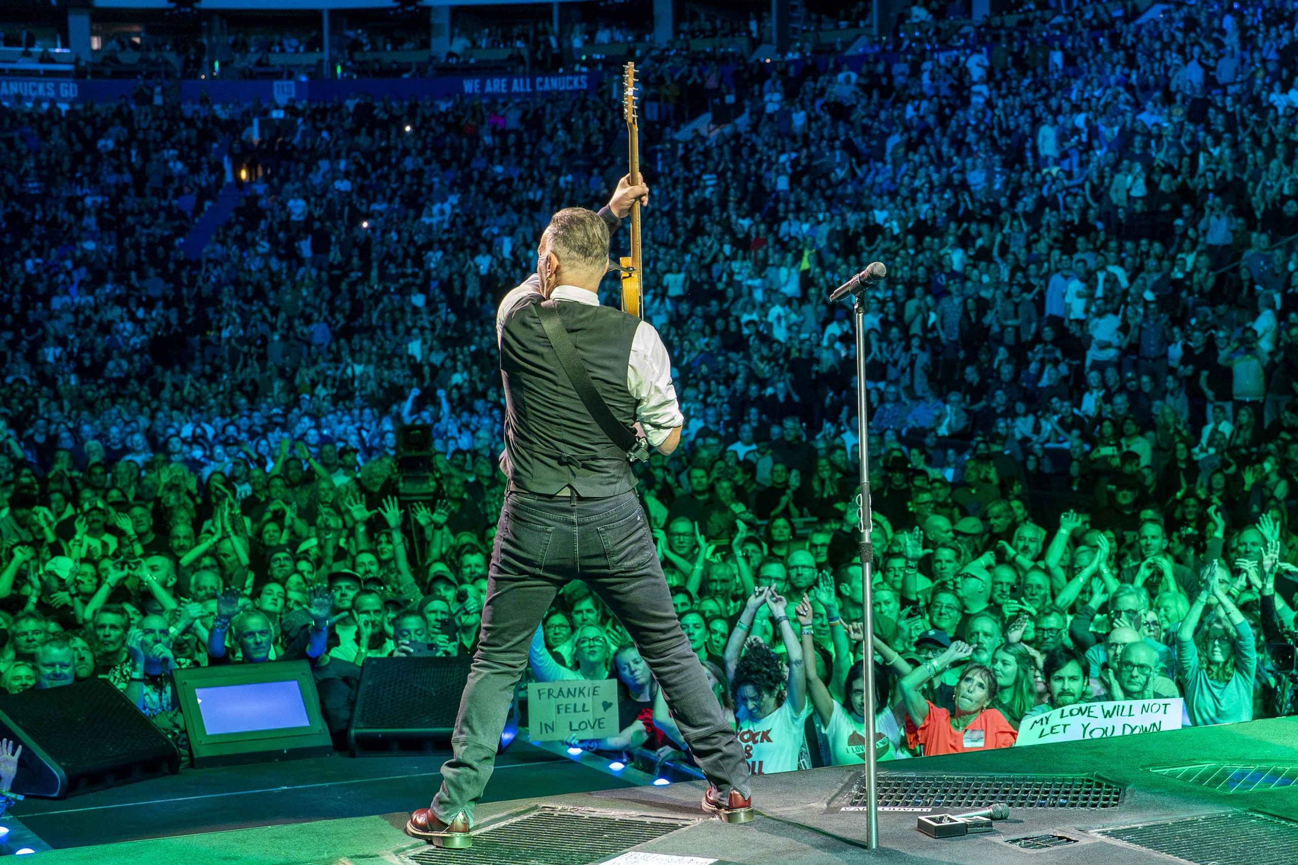 Bruce Springsteen & E Street Band at Rogers Arena, Vancouver, BC on November 22, 2024.