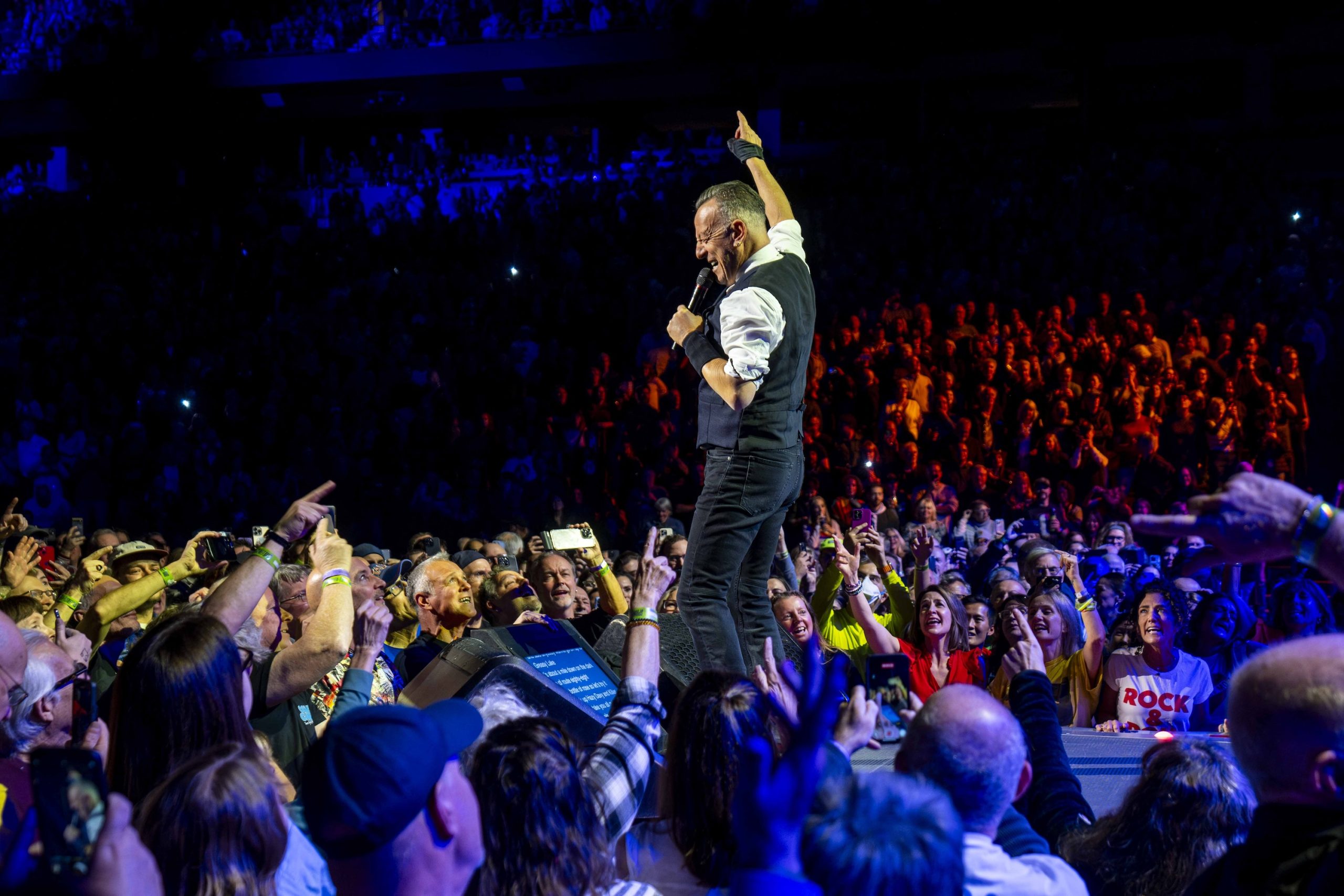 Bruce Springsteen & E Street Band at Rogers Arena, Vancouver, BC on November 22, 2024.